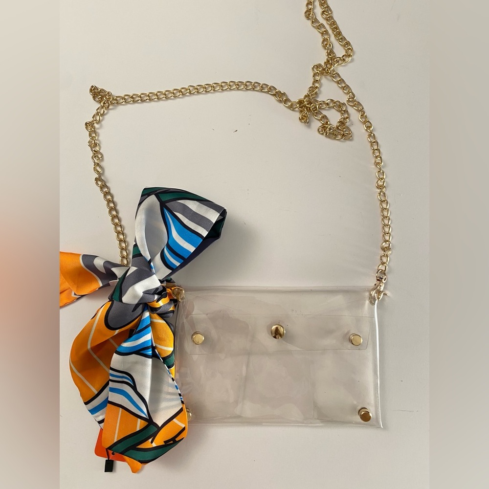 NEW! Clear Transparent Cross-Body Clutch w Gold Chain - Picture 9 of 12
